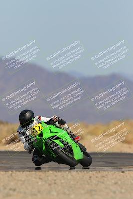 media/Mar-22-2025-CVMA (Sat) [[462c0ffedb]]/Race 13-Amateur Supersport Middleweight/